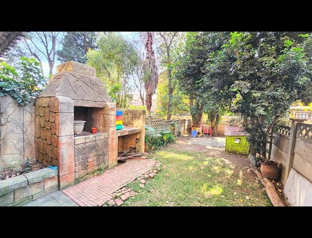 2 BEDROOM DUPLEX FOR SALE IN CROYDON